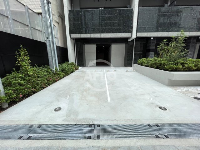 S-RESIDENCE堺筋本町Deuxの駐車場|S-RESIDENCE堺筋本町Deux　駐車場