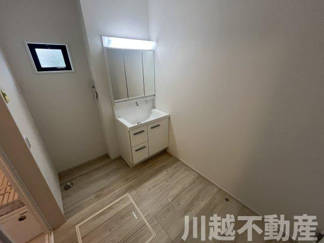 小学校が近くお子様も安心の独立洗面台|当日の内見も可能です