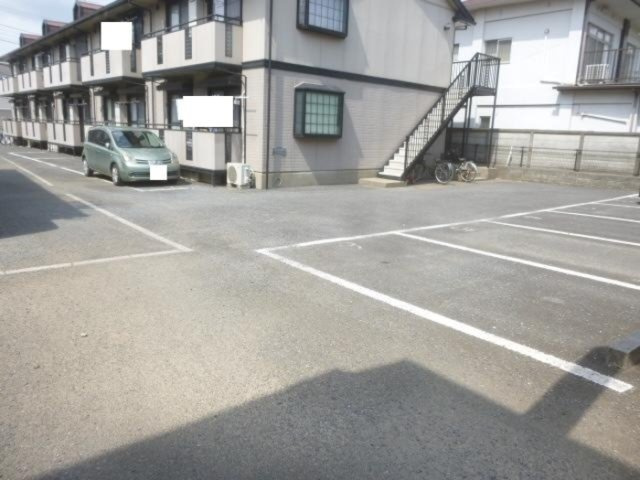 グランドールⅡの駐車場