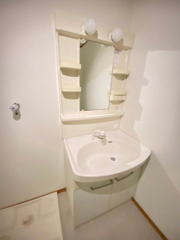 【独立洗面台】