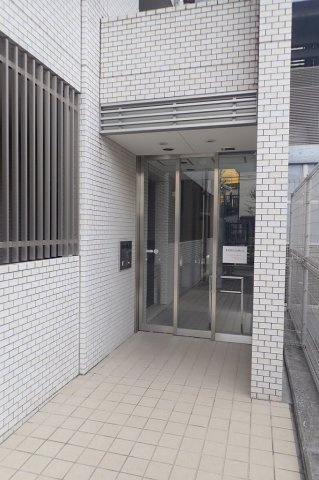 Brillia WELLITH文京千駄木のエントランス