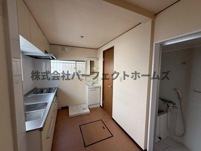 楠根南町テラスハウス　賃貸のキッチン|キッチンでお料理をお楽しみください
