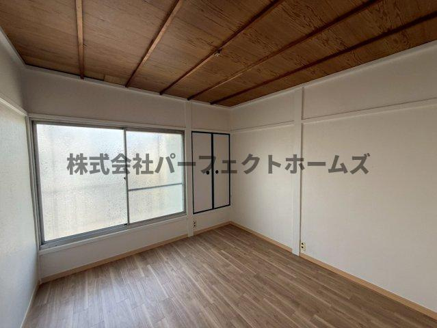 楠根南町テラスハウス　賃貸の居間・リビング|おしゃれな居間です