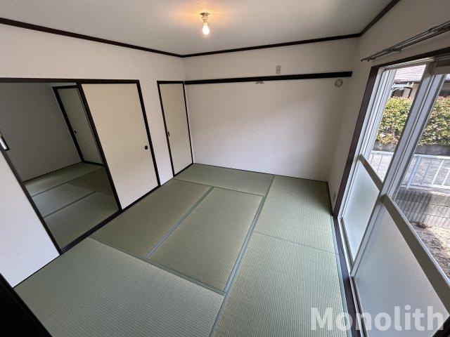 ハイツ鴨谷台B棟の和室