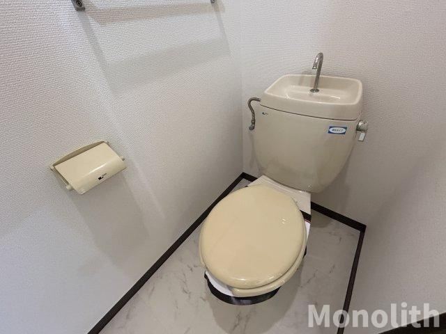 ハイツ鴨谷台B棟のトイレ