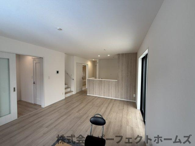 【居間・リビング】の画像