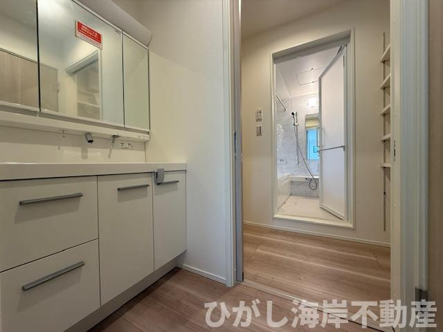 茅ケ崎市松林１丁目　新築戸建　全31区画の脱衣所|脱衣スペース