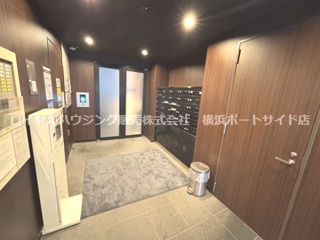 【ロビー】