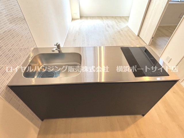 ※同タイプの室内写真となります(反転タイプ）