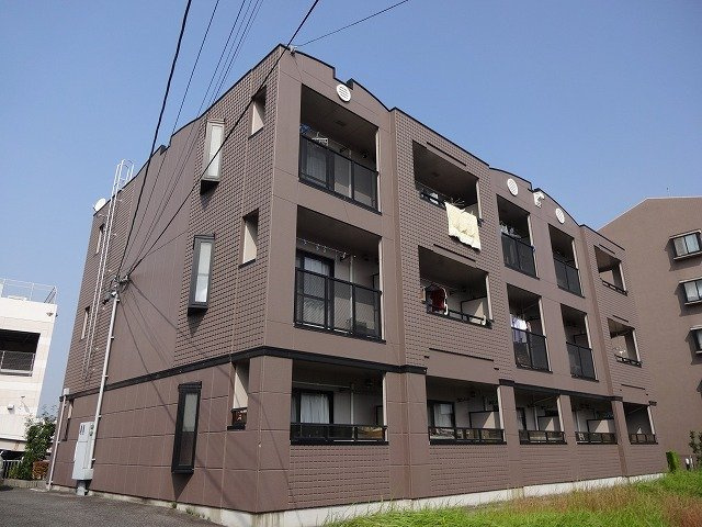 グリーンヒルズのエントランス|ゆとりのあるエントランスです
