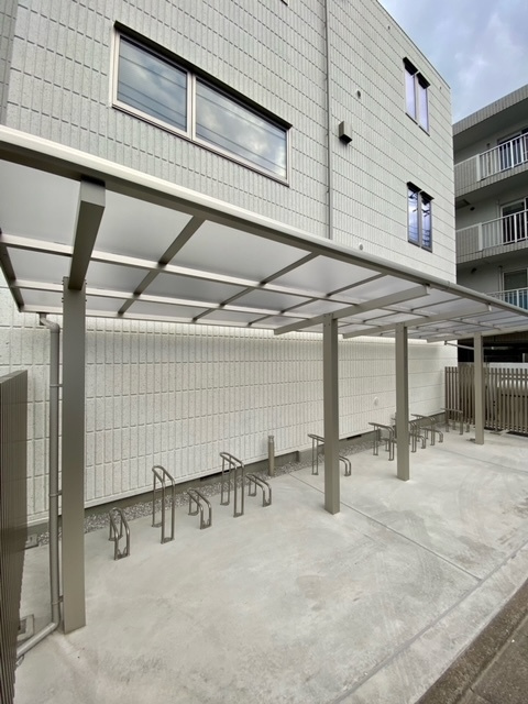 Ｍクレールのその他共用部分|★敷地内屋根付き駐輪場★