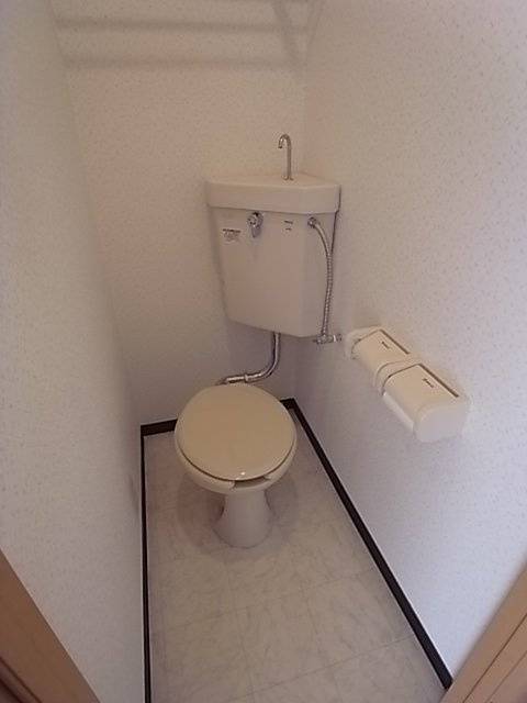 ホーユウコンフォルト芦屋のトイレ