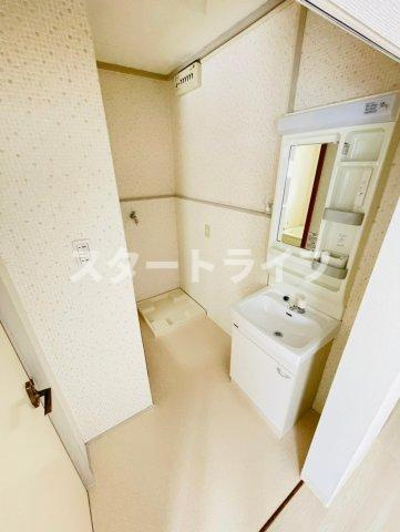大阪市淀川区三国本町１丁目の賃貸マンションの洗面所