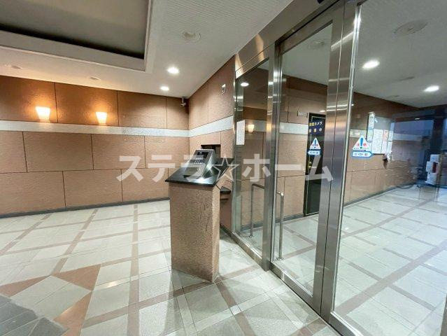 エンゼルハイム千里山第二のエントランス|オートロック付きのエントランスです