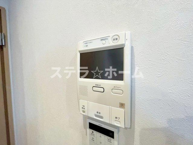 エンゼルハイム千里山第二の防犯設備|インターホンです