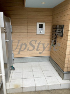 【エントランス】