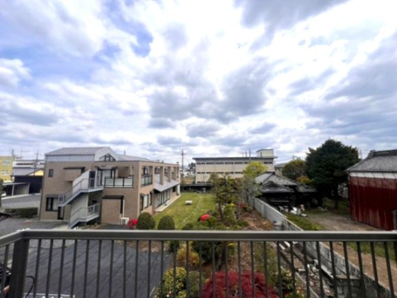 栃木市大町　中古戸建、和の趣と広さが魅力のゆとりある戸建住宅、新栃木駅まで歩いて8分♪の展望|バルコニー1