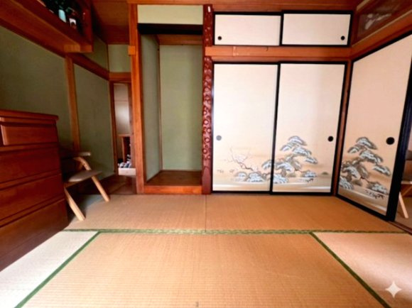 栃木市大町　中古戸建、和の趣と広さが魅力のゆとりある戸建住宅、新栃木駅まで歩いて8分♪の和室|和室がひろがる居住スペース