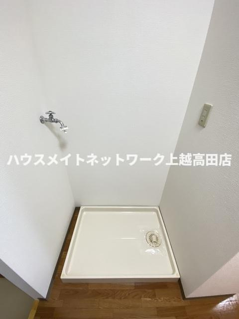 ロイヤルパレス子安の設備|洗濯機置場