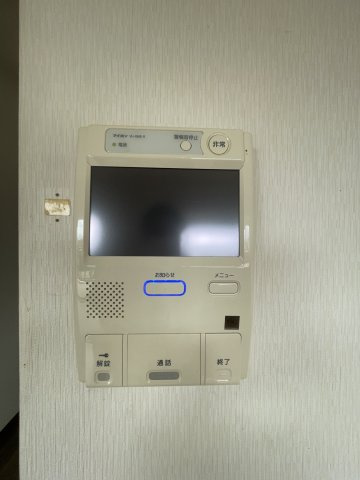 サーパス鷹子の防犯設備|安心のカメラ付きインターホン
