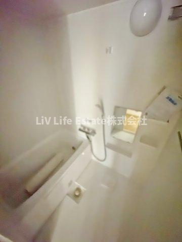 比留間ビルの浴室