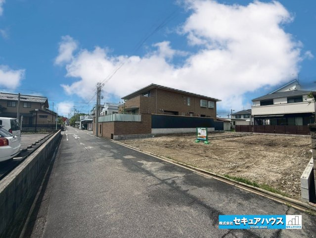 【同施工物件ご案内可能】名古屋市中川区中野新町　全2棟の前面道路含む現地写真|事前予約にて現地ご見学いただけます！お気軽にお問い合わせください♪
■株式会社　セキュアハウス■
住宅ローンに強く、知識、経験豊富なスタッフ在籍
お客様に寄り添い、ご成約後もサポート致します。　　　　