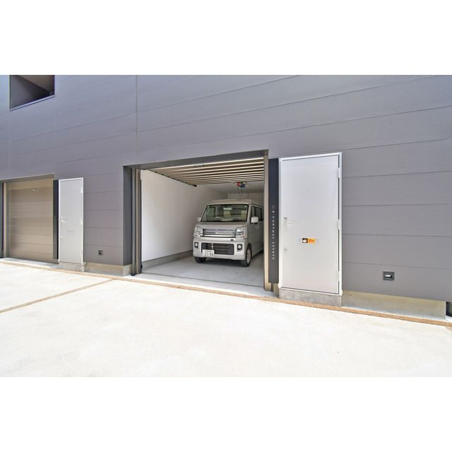 Garage諏訪野の駐車場|駐車スペースもあります☆
