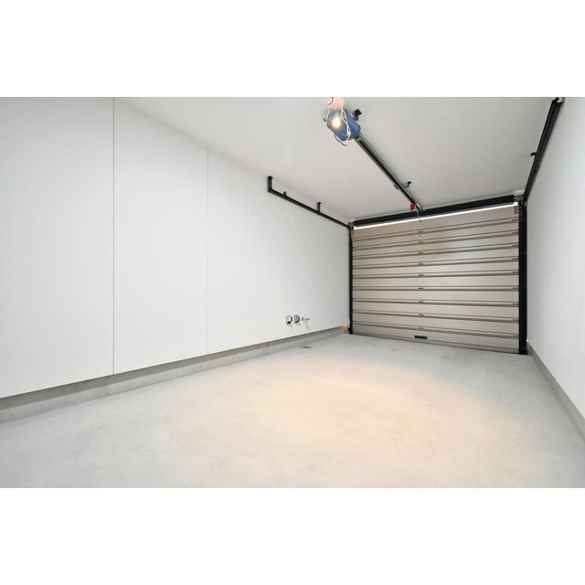 Garage諏訪野の内装