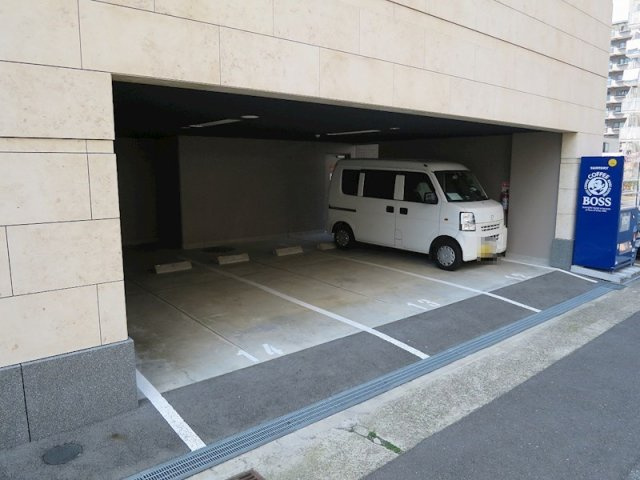【駐車場】サムティグランツ神戸