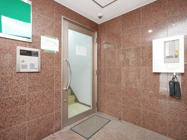 【エントランス】リベルティ医大前