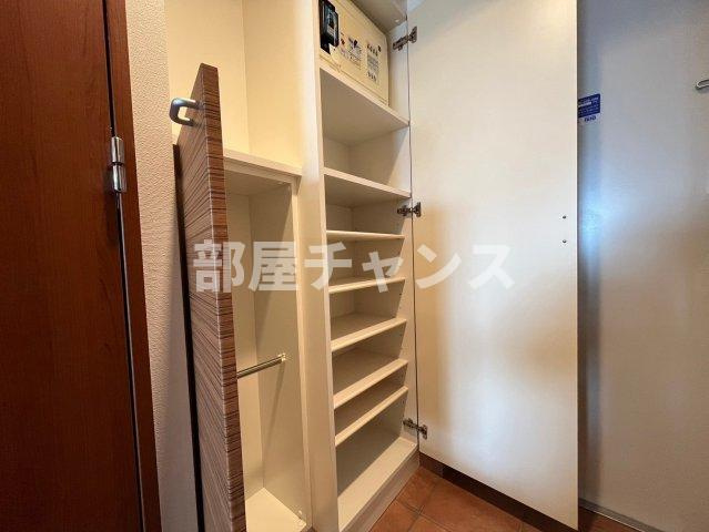 レジディア高岳の収納