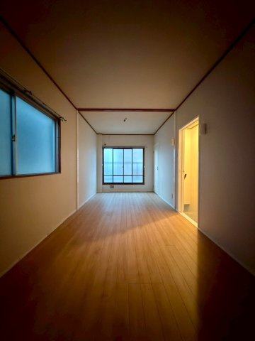 住之江2丁目テラスハウスの居間・リビング