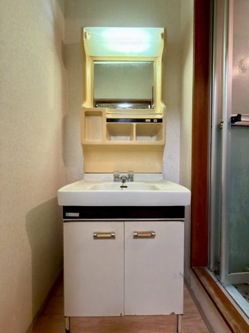 住之江2丁目テラスハウスの洗面所