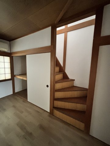 横小路町1丁目貸家の内装