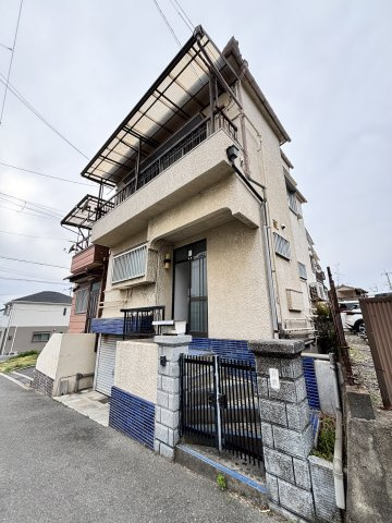 横小路町1丁目貸家の外観
