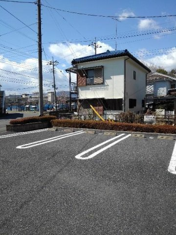 【駐車場】 | メゾン　イチエ | 駐車場完備です