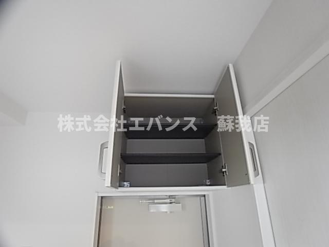 【エントランス】 | フォレストツインハウスII | 落ち着いたエントランスです