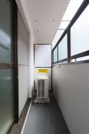 【バルコニー】