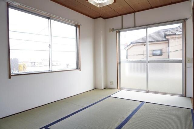 松川マンションの和室
