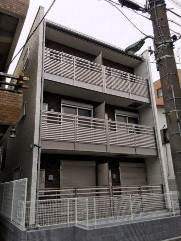 クレイノグレイスコーポ薩摩Ⅱの外観|101、102側