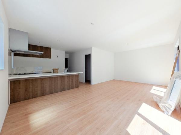 横浜市鶴見区梶山２丁目の新築一戸建の前面道路含む現地写真|車通りが少ない為、小さなお子様にも安心です。
是非一度、現地へ起こしください。