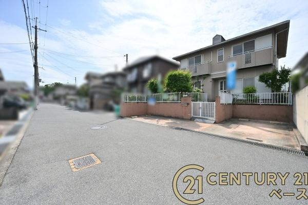 香芝市西真美２丁目　一戸建の前面道路含む現地写真|■現地撮影写真■閑静な住宅地で穏やかな暮らしをスタート！