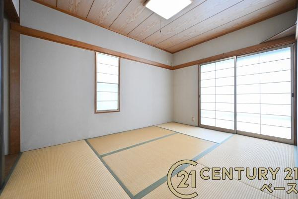 香芝市西真美２丁目　一戸建の和室|■現地撮影写真■ほっこり落ち着ける和室！客間としてもご利用いただけます！