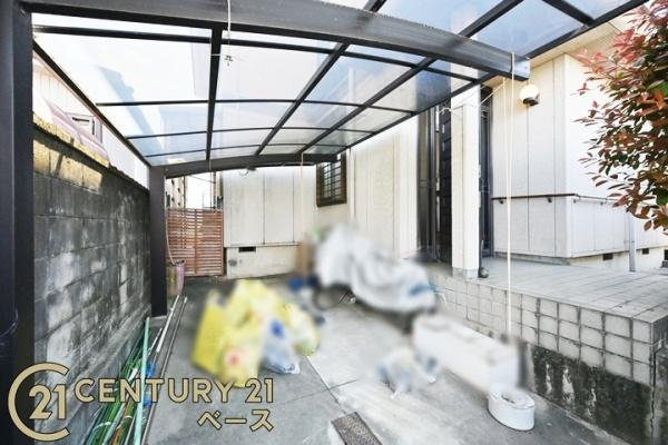 磯城郡田原本町大字八尾の中古一戸建の駐車場