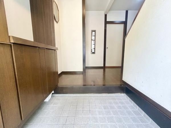 【玄関】 | 西区月が丘3丁目　中古戸建