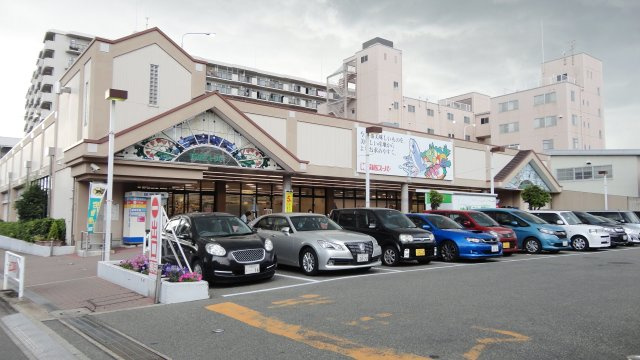 アジュール西端の周辺