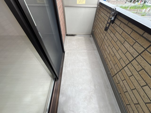 ロータス長町 A棟のバルコニー