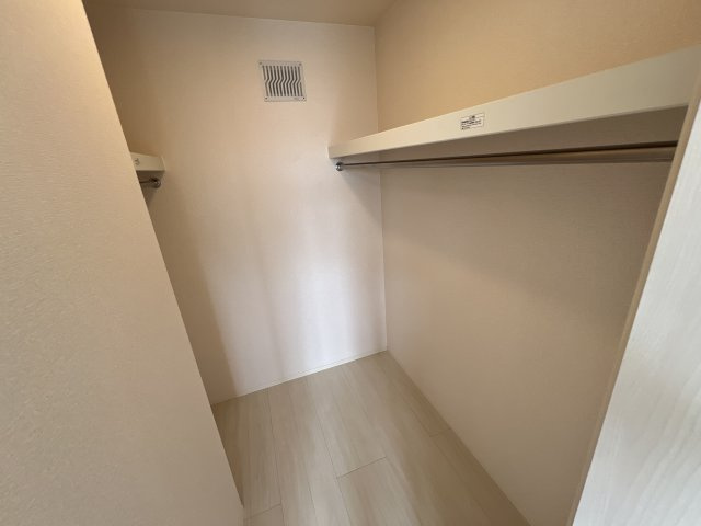 ロータス長町 A棟の収納