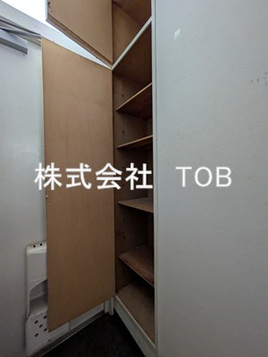 【玄関】 | ピュアライフ | シューズボックス※クリーニング完了前※