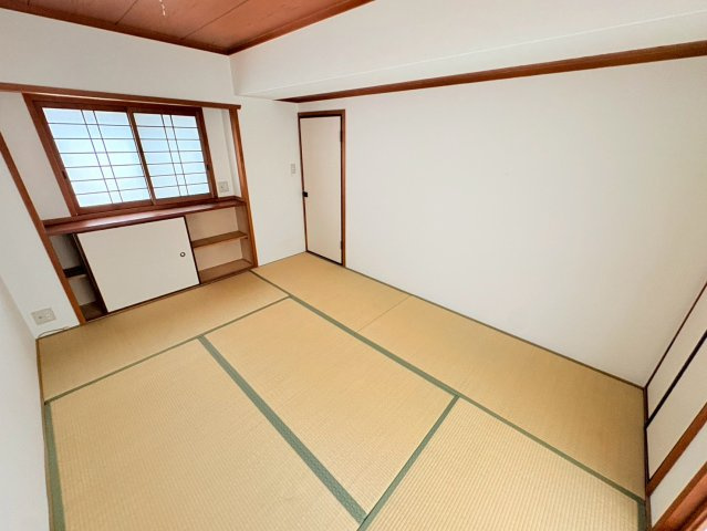 アイビスコートの和室